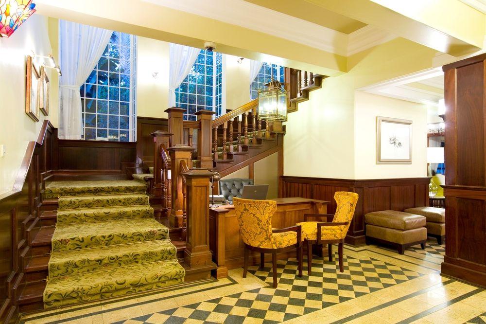 Southern Sun Mayfair Найроби Экстерьер фото