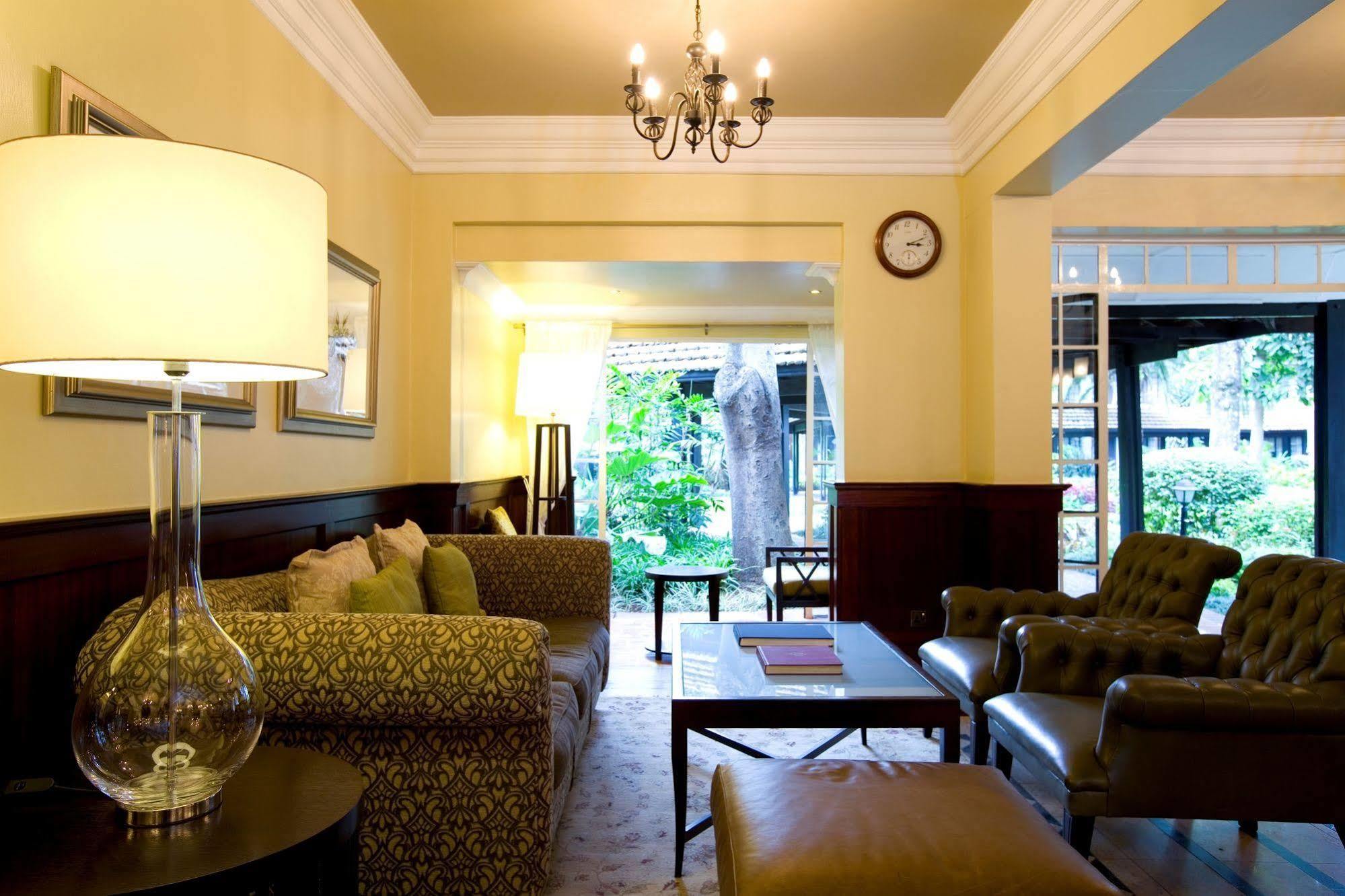 Southern Sun Mayfair Найроби Экстерьер фото