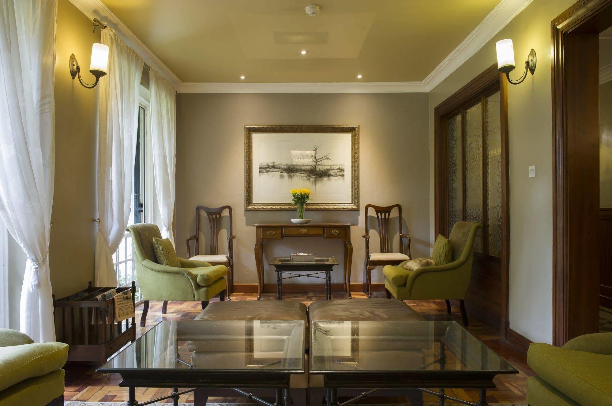 Southern Sun Mayfair Найроби Экстерьер фото