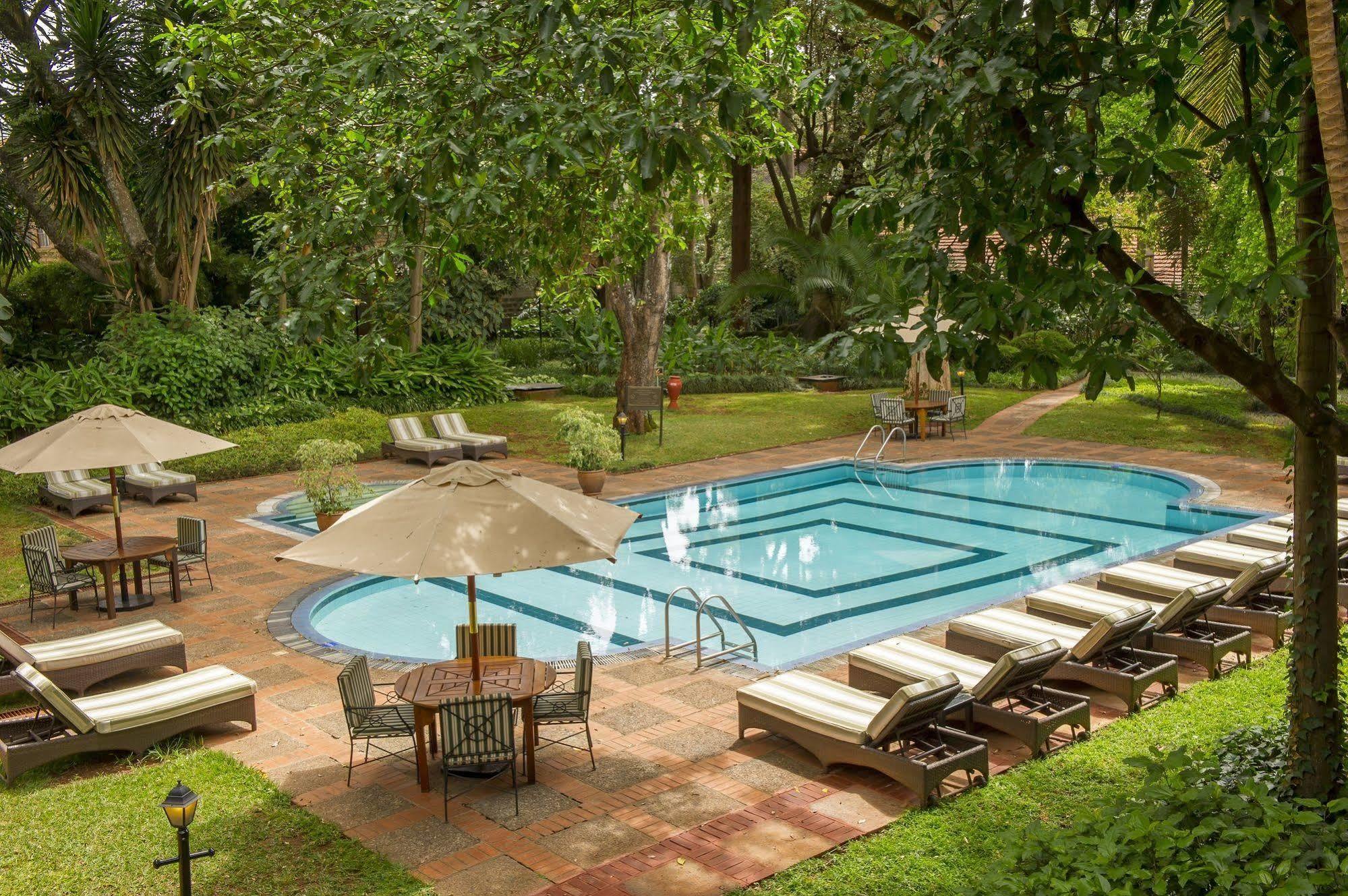 Southern Sun Mayfair Найроби Экстерьер фото