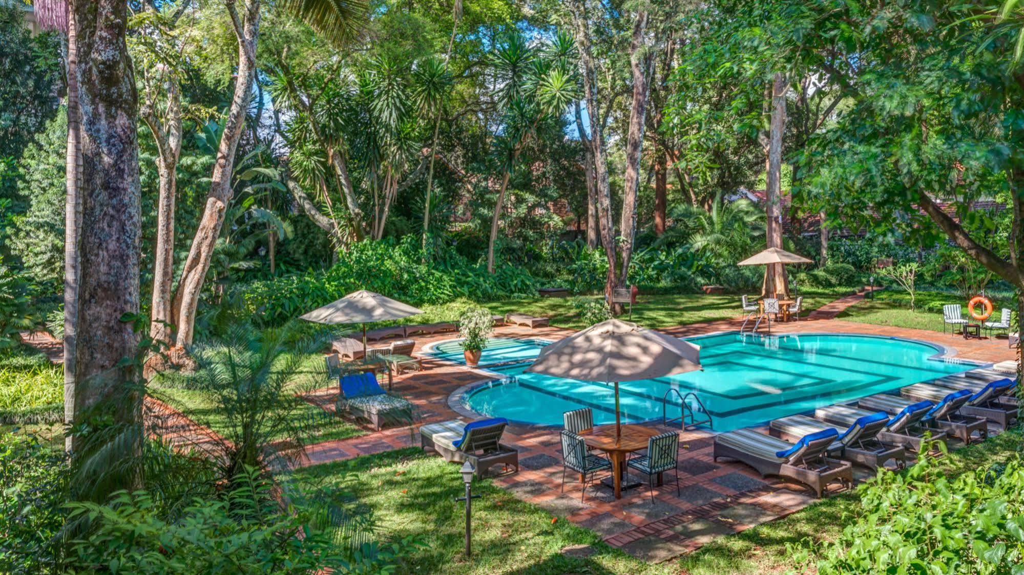Southern Sun Mayfair Найроби Экстерьер фото