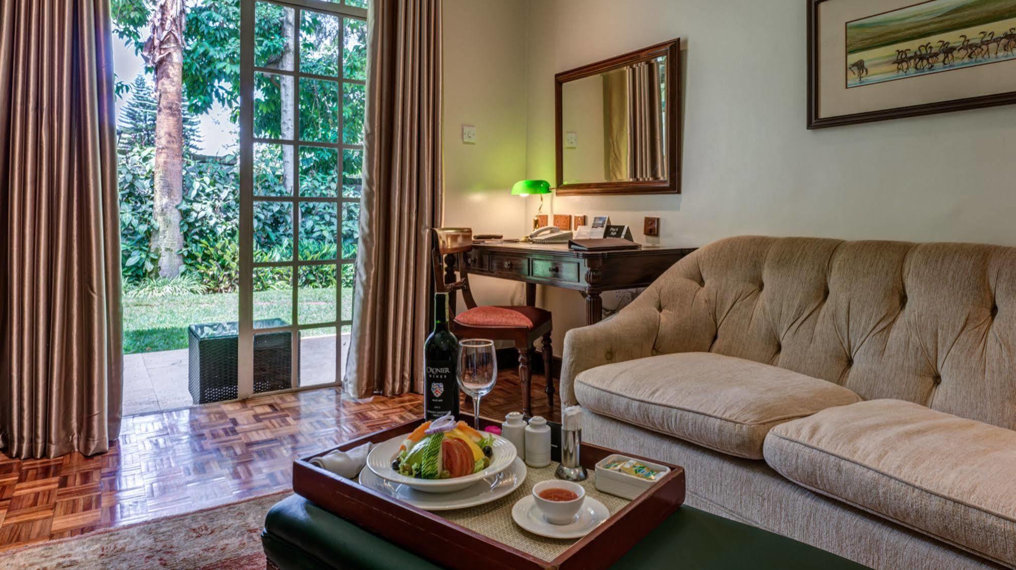 Southern Sun Mayfair Найроби Экстерьер фото